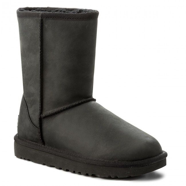 Scarpe UGG - Classic Short Leather 1016559 W/Blk