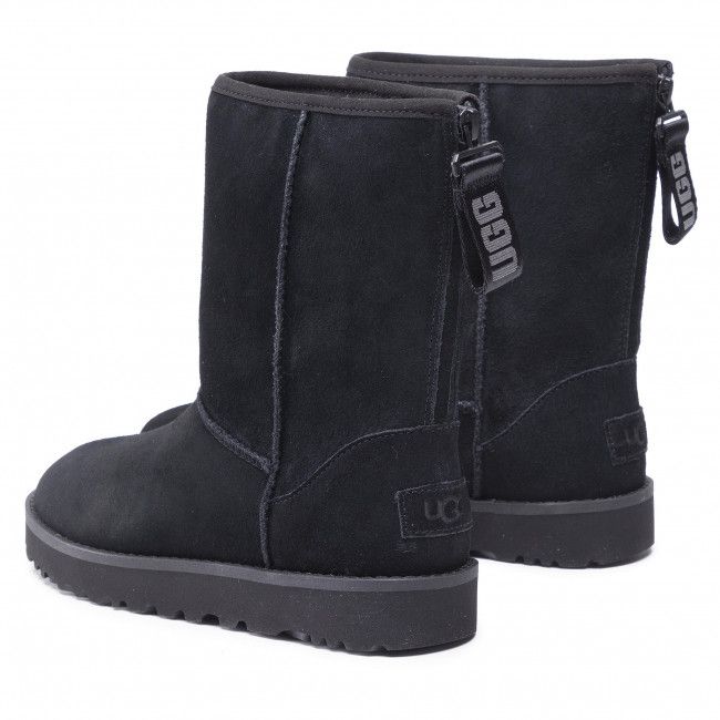 Scarpe UGG - W Classic Short Logo Zip 1122672 Blk