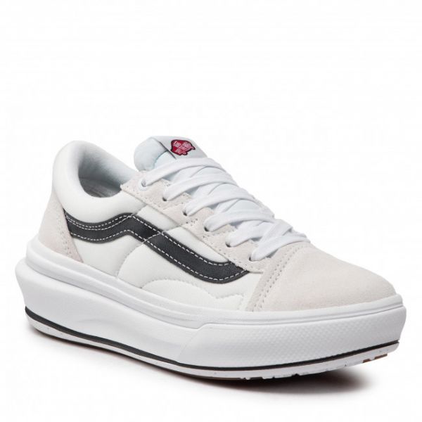 Sneakers VANS - Old Skool Overt VN0A7Q5EWHT1 White Sneakers VANS - Old Skool Overt VN0A7Q5EWHT1 White
